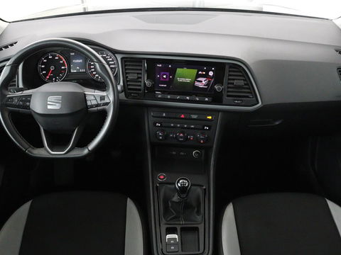 SEAT Ateca 1.0 TSI Reference | Carplay | Full LED | Climate control | Parkeerhulp | Cruise control | DAB | Bluetooth