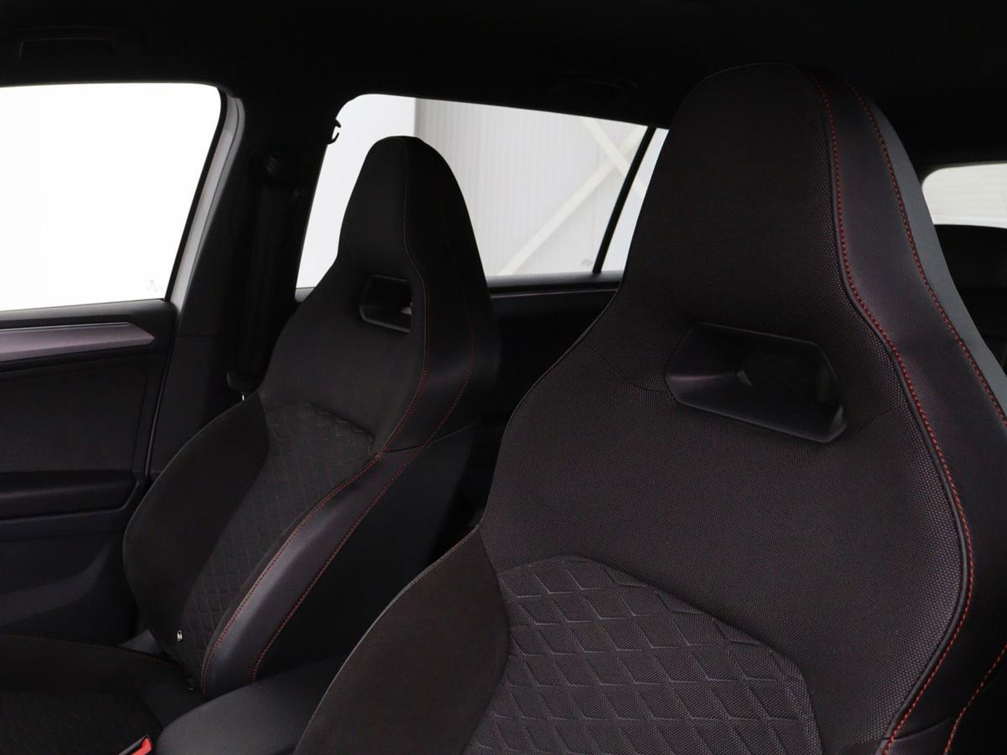 SEAT Tarraco 1.4 TSI eHybrid PHEV FR | 360 camera | Stuurverwarming | Adaptive cruise | Side Assist | Carplay | Full LED | Navigatie