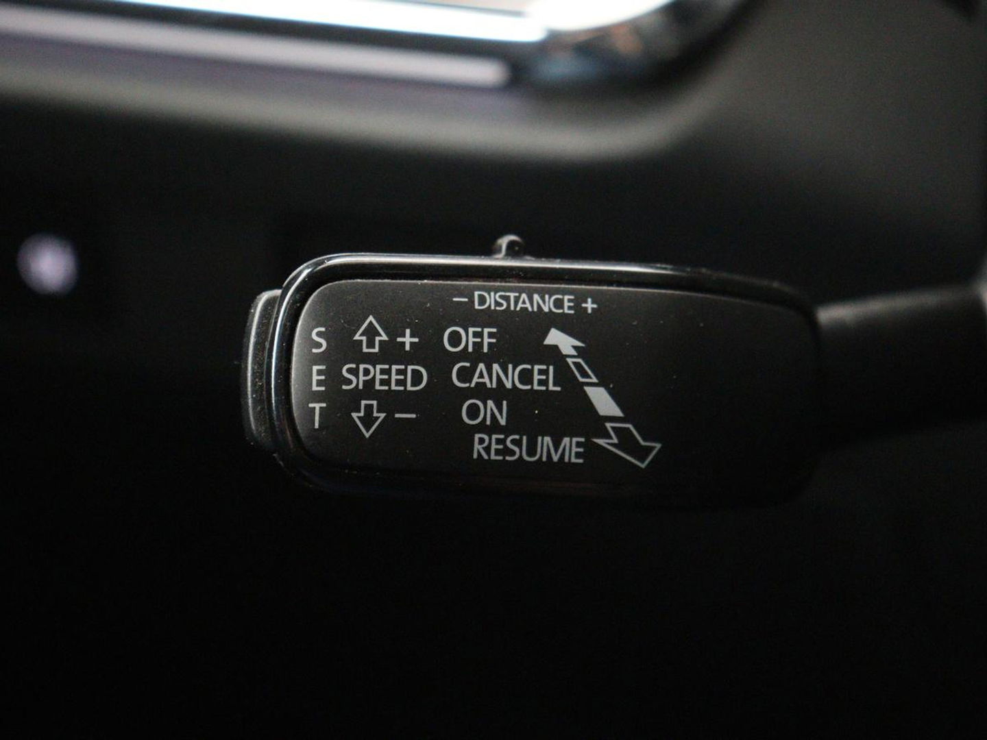 Škoda Enyaq iV 80 Sportline | Stoelverwarming | Adaptive cruise | Trekhaak | Camera | Matrix LED | Carplay | Leder/Alcantara | Keyless | Stuurverwarming