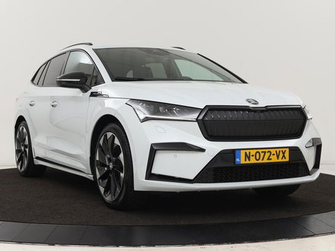 Škoda Enyaq iV 80 Sportline | Stoelverwarming | Adaptive cruise | Trekhaak | Camera | Matrix LED | Carplay | Leder/Alcantara | Keyless | Stuurverwarming