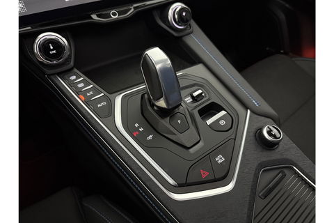 Lynk Co 01 1.5 Hybride 360 Camera Pano LED Sfeer Virtual Carplay ACC Clima Memory Navi PDC 20"LMV