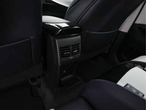 Toyota Mirai FCV Executive [ HYDROGEN ] [INCL-BTW] Aut. *LUXURY-LEATHER | FULL-LED | JBL-SOUNDSYSTEM | CAMERA | KEYLESS | MEMORY-PACK | ADAPTIVE-CRUISE | BLIND-SPOT |  DAB | NAVI-FULLMAP | DIGI-COCKPIT | COMFORT-SEATS | LANE-ASSIST