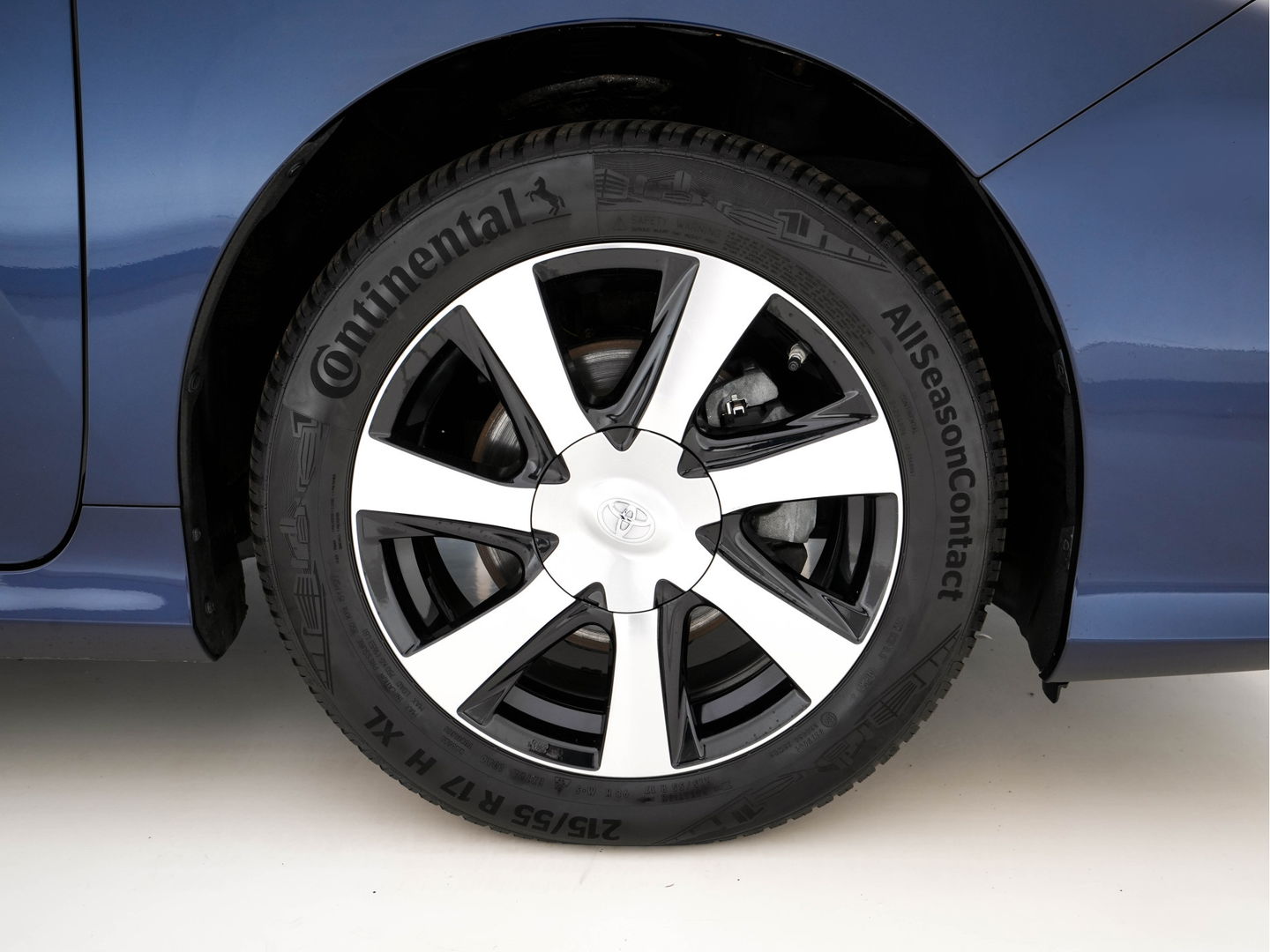 Toyota Mirai FCV Executive [ HYDROGEN ] [INCL-BTW] Aut. *LUXURY-LEATHER | FULL-LED | JBL-SOUNDSYSTEM | CAMERA | KEYLESS | MEMORY-PACK | ADAPTIVE-CRUISE | BLIND-SPOT |  DAB | NAVI-FULLMAP | DIGI-COCKPIT | COMFORT-SEATS | LANE-ASSIST