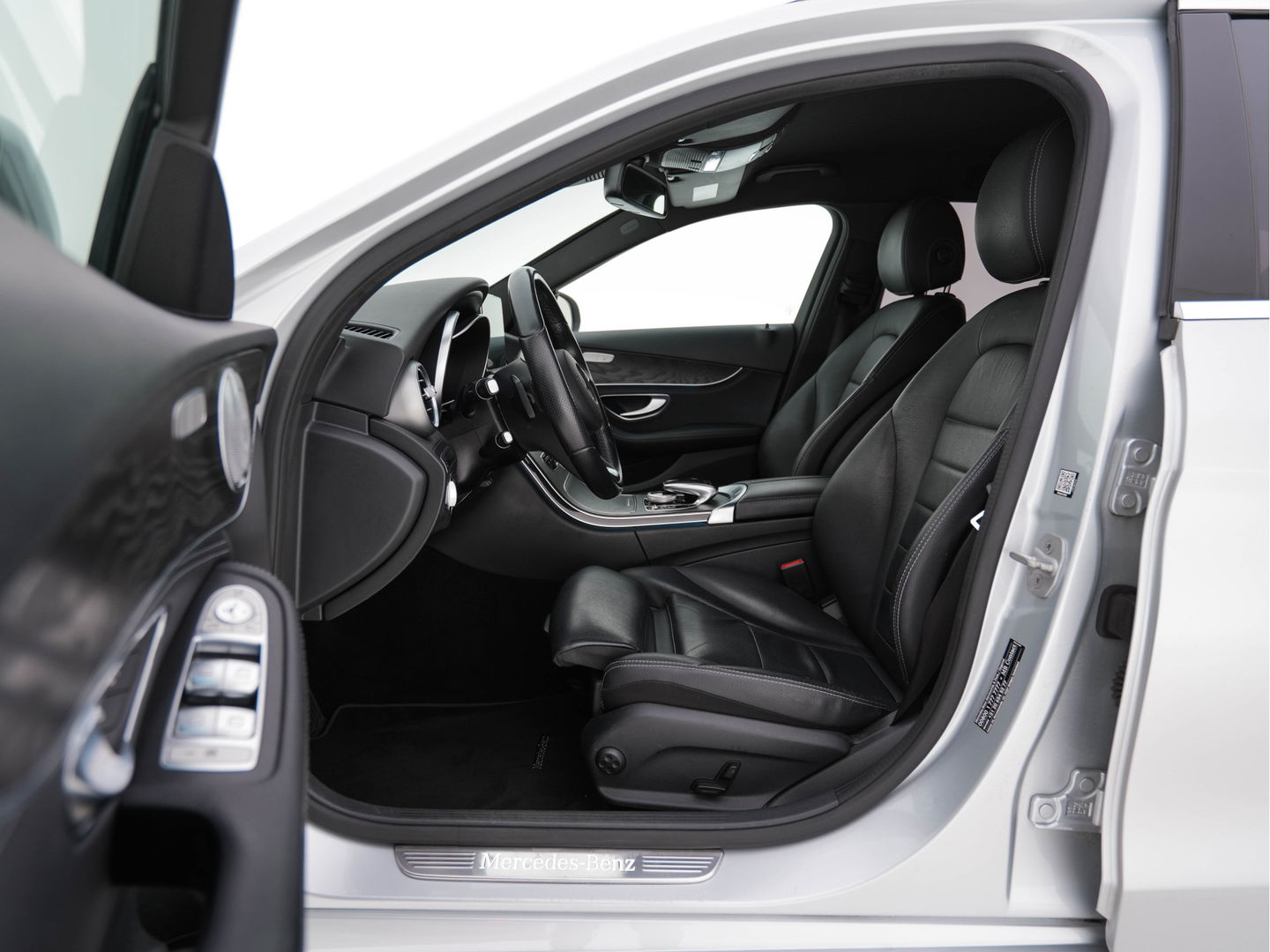 Mercedes-Benz C-Klasse Estate 350 e Lease Edition Avantgarde Aut. *LUXURY-LEATHER | FULL-LED | BURMESTER-AUDIO | AIRMATIC | NAVI-FULLMAP | CAMERA | HEATED-SEATS  | ECC | PDC | CRUISE | KEYLESS | AMBIENT-LIGHT | 17''ALU*