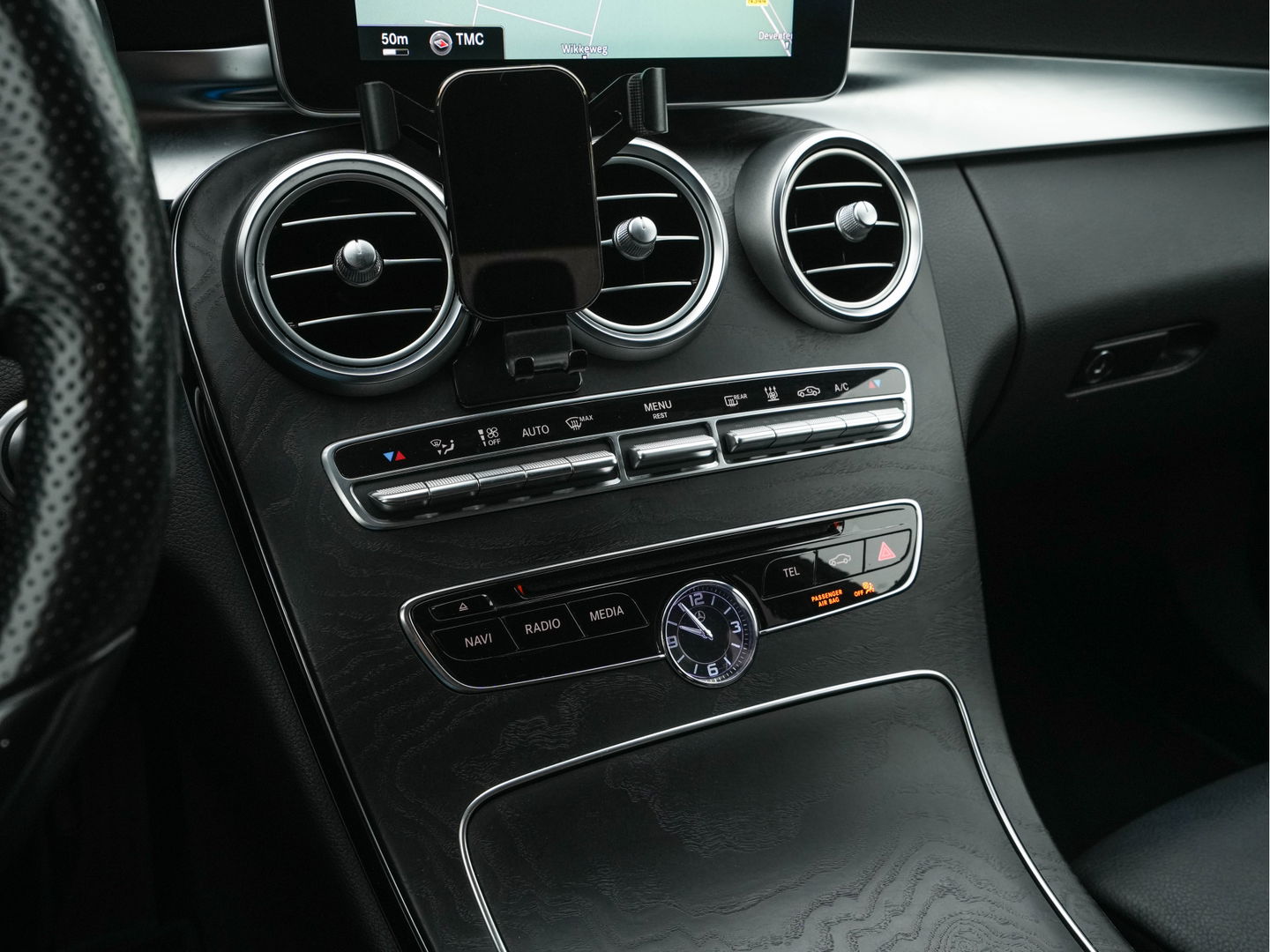 Mercedes-Benz C-Klasse Estate 350 e Lease Edition Avantgarde Aut. *LUXURY-LEATHER | FULL-LED | BURMESTER-AUDIO | AIRMATIC | NAVI-FULLMAP | CAMERA | HEATED-SEATS  | ECC | PDC | CRUISE | KEYLESS | AMBIENT-LIGHT | 17''ALU*