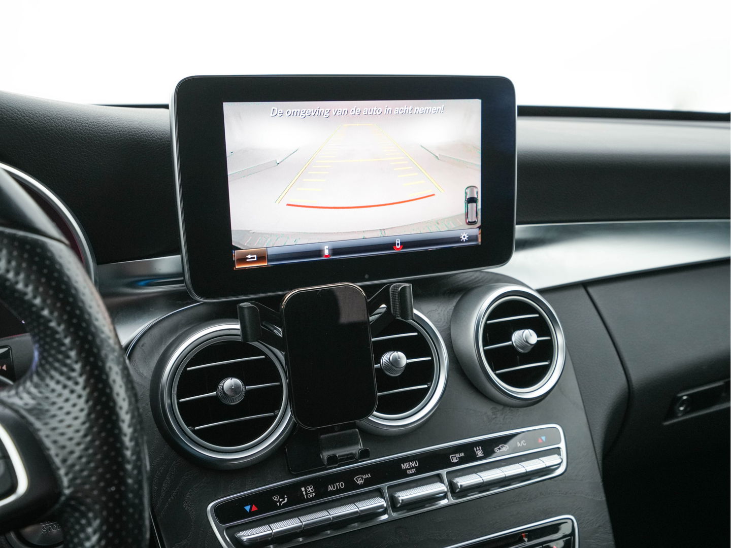Mercedes-Benz C-Klasse Estate 350 e Lease Edition Avantgarde Aut. *LUXURY-LEATHER | FULL-LED | BURMESTER-AUDIO | AIRMATIC | NAVI-FULLMAP | CAMERA | HEATED-SEATS  | ECC | PDC | CRUISE | KEYLESS | AMBIENT-LIGHT | 17''ALU*