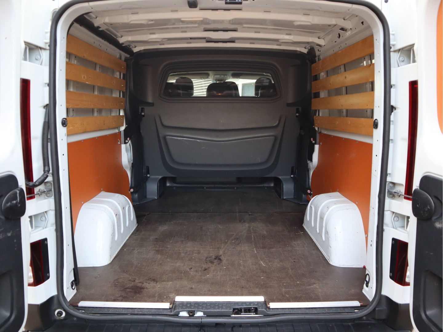 Nissan NV300 1.6 dCi 120 pk Euro 6 - L2 Lang - Dubbele Cabine DC - MARGE