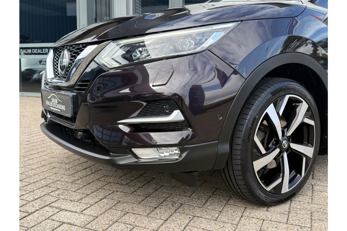 Nissan QASHQAI 1.2 TEKNA + AUTOMAAT PANORAMA LEER NAVI PDC-360 BOSE.
