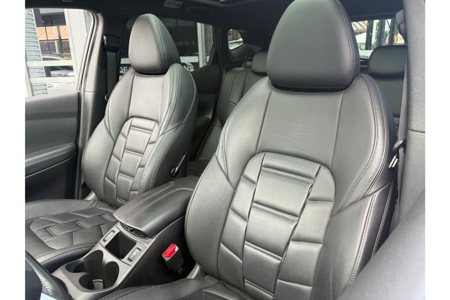 Nissan QASHQAI 1.2 TEKNA + AUTOMAAT PANORAMA LEER NAVI PDC-360 BOSE.