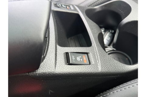 Nissan QASHQAI 1.2 TEKNA + AUTOMAAT PANORAMA LEER NAVI PDC-360 BOSE.