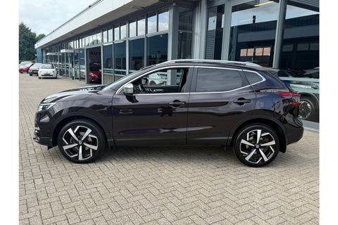 Nissan QASHQAI 1.2 TEKNA + AUTOMAAT PANORAMA LEER NAVI PDC-360 BOSE.