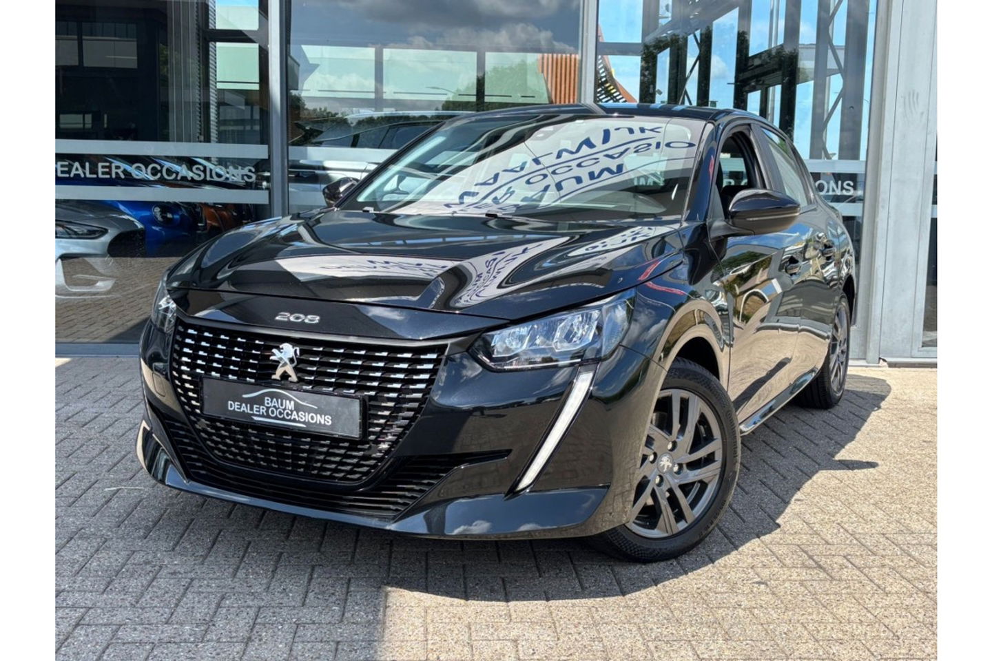 Peugeot 208 1.2 PURETECH ACTIVE AUTOMAAT AIRCO NAVI PDC CRUISE.