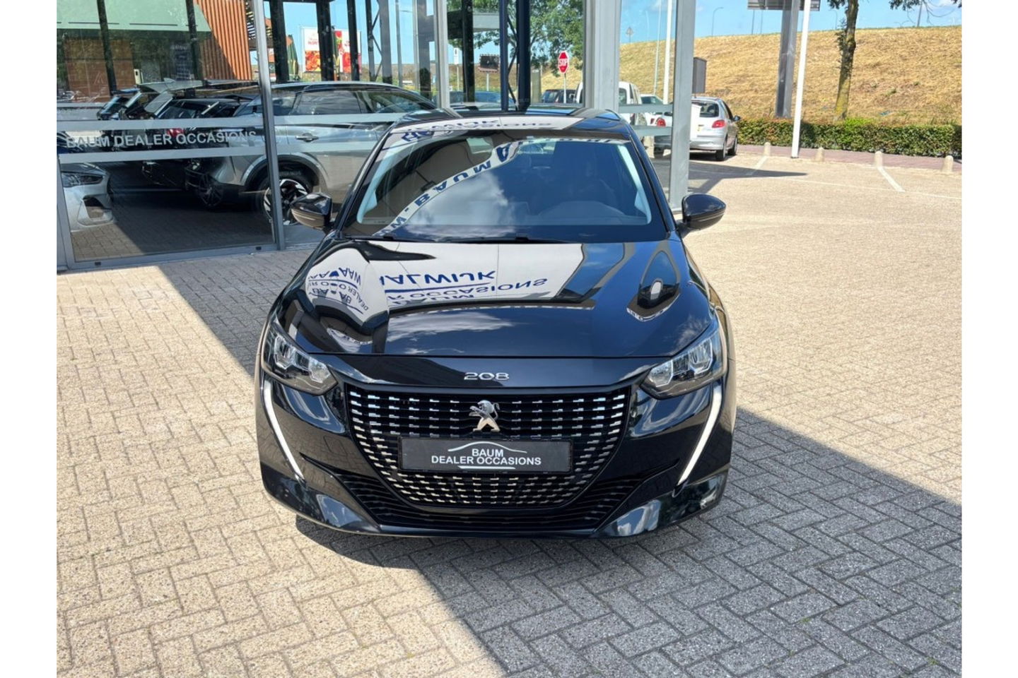 Peugeot 208 1.2 PURETECH ACTIVE AUTOMAAT AIRCO NAVI PDC CRUISE.