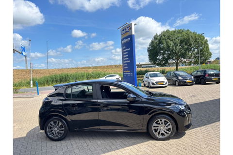 Peugeot 208 1.2 PURETECH ACTIVE AUTOMAAT AIRCO NAVI PDC CRUISE.