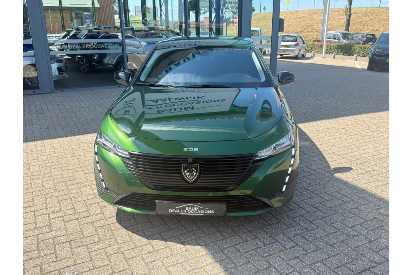 Peugeot 308 1.2 ACTIVE OLIVE BUSINESS AUTOMAAT AIRCO NAVI PDC.