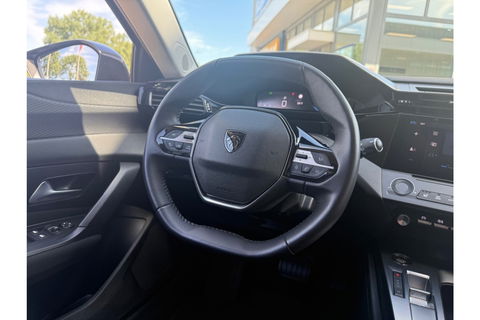 Peugeot 308 1.2 ACTIVE OLIVE BUSINESS AUTOMAAT AIRCO NAVI PDC.