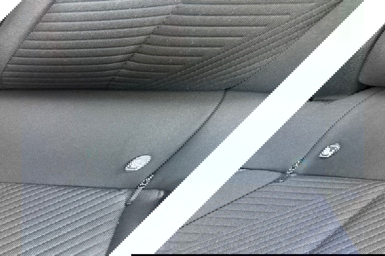 Peugeot 308 1.2 ACTIVE OLIVE BUSINESS AUTOMAAT AIRCO NAVI PDC.