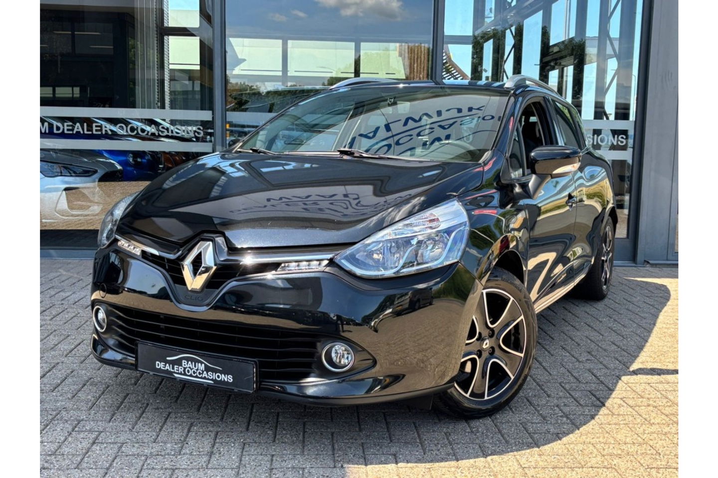 Renault Clio 0.9 TCE EXPRESSION AIRCO NAVI CRUISE LED.