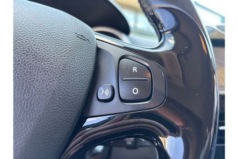 Renault Clio 0.9 TCE EXPRESSION AIRCO NAVI CRUISE LED.