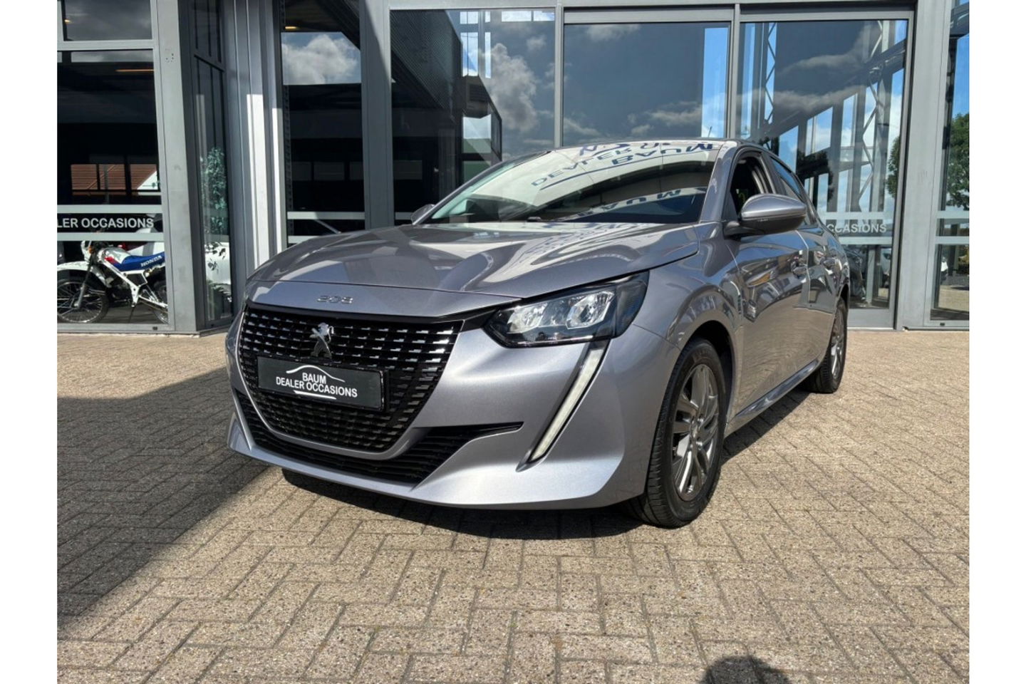 Peugeot 208 1.2 PURETECH ACTIVE AIRCO NAVI PDC CRUISE.