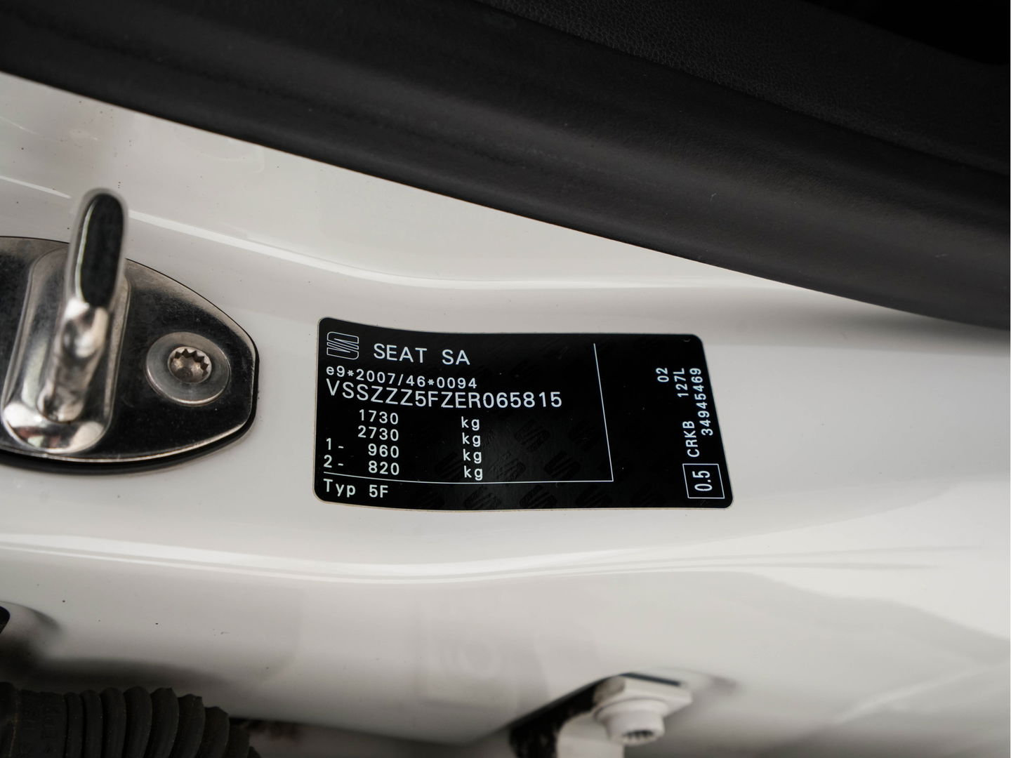 SEAT Leon 1.6 TDI Limited Edition II *LUXURY-LEATHER | NAVI-FULLMAP | FULL-LED | ECC | HEATED-COMFORTSEATS | PARKPILOT | CRUISE | TOWBAR | 16''ALU *
