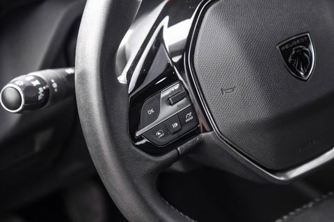 Peugeot 308 1.2 PureTech Active Pack Business AIRCO / CRUISE CONTROLE / NEDERLANDSE AUTO