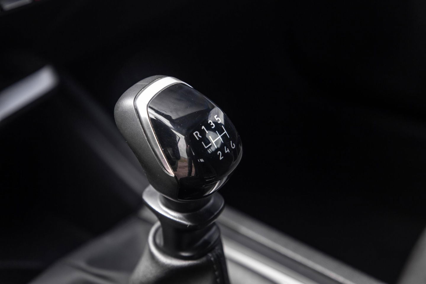 Peugeot 308 1.2 PureTech Active Pack Business AIRCO / CRUISE CONTROLE / NEDERLANDSE AUTO