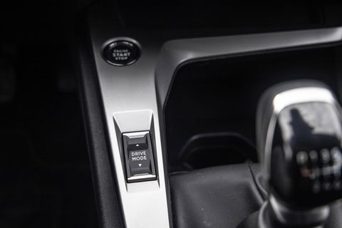 Peugeot 308 1.2 PureTech Active Pack Business AIRCO / CRUISE CONTROLE / NEDERLANDSE AUTO