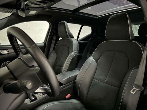 Volvo XC40 1.5 T5 Recharge R-Design Pano Camera 21'' Trekh.