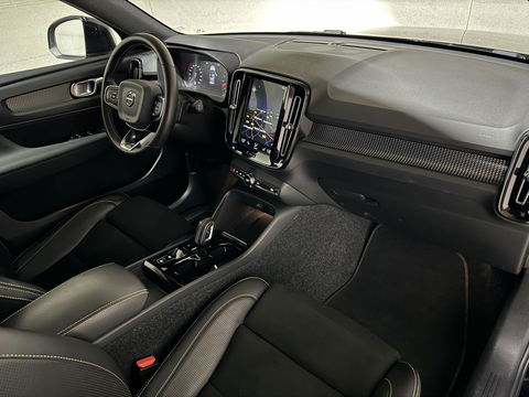 Volvo XC40 1.5 T5 Recharge R-Design Pano Camera 21'' Trekh.