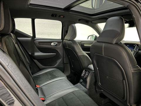 Volvo XC40 1.5 T5 Recharge R-Design Pano Camera 21'' Trekh.