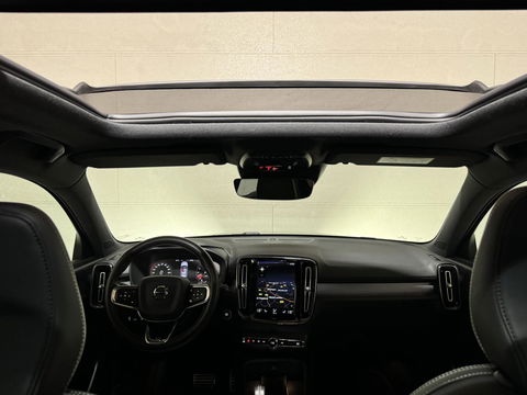 Volvo XC40 1.5 T5 Recharge R-Design Pano Camera 21'' Trekh.
