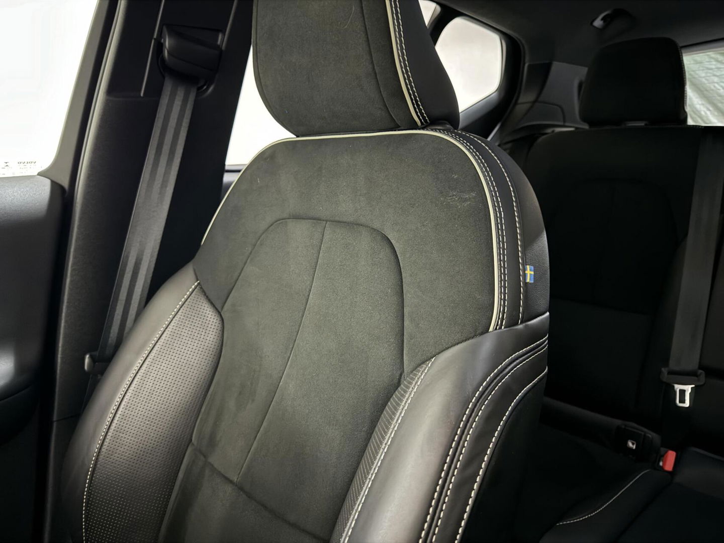 Volvo XC40 1.5 T5 Recharge R-Design Pano Camera 21'' Trekh.