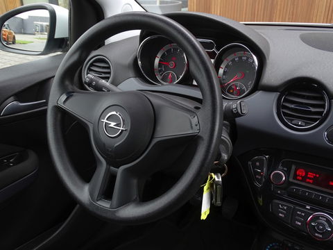 Opel ADAM 1.2 69PK / *NAP* / 2014 / LED /