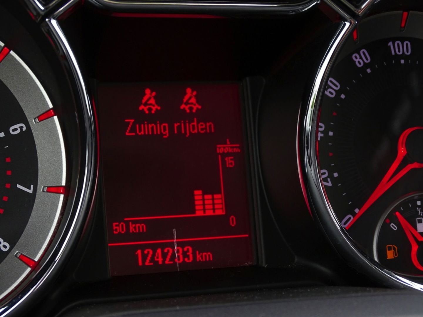 Opel ADAM 1.2 69PK / *NAP* / 2014 / LED /