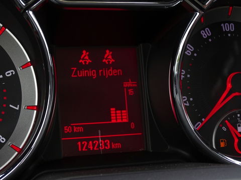 Opel ADAM 1.2 69PK / *NAP* / 2014 / LED /