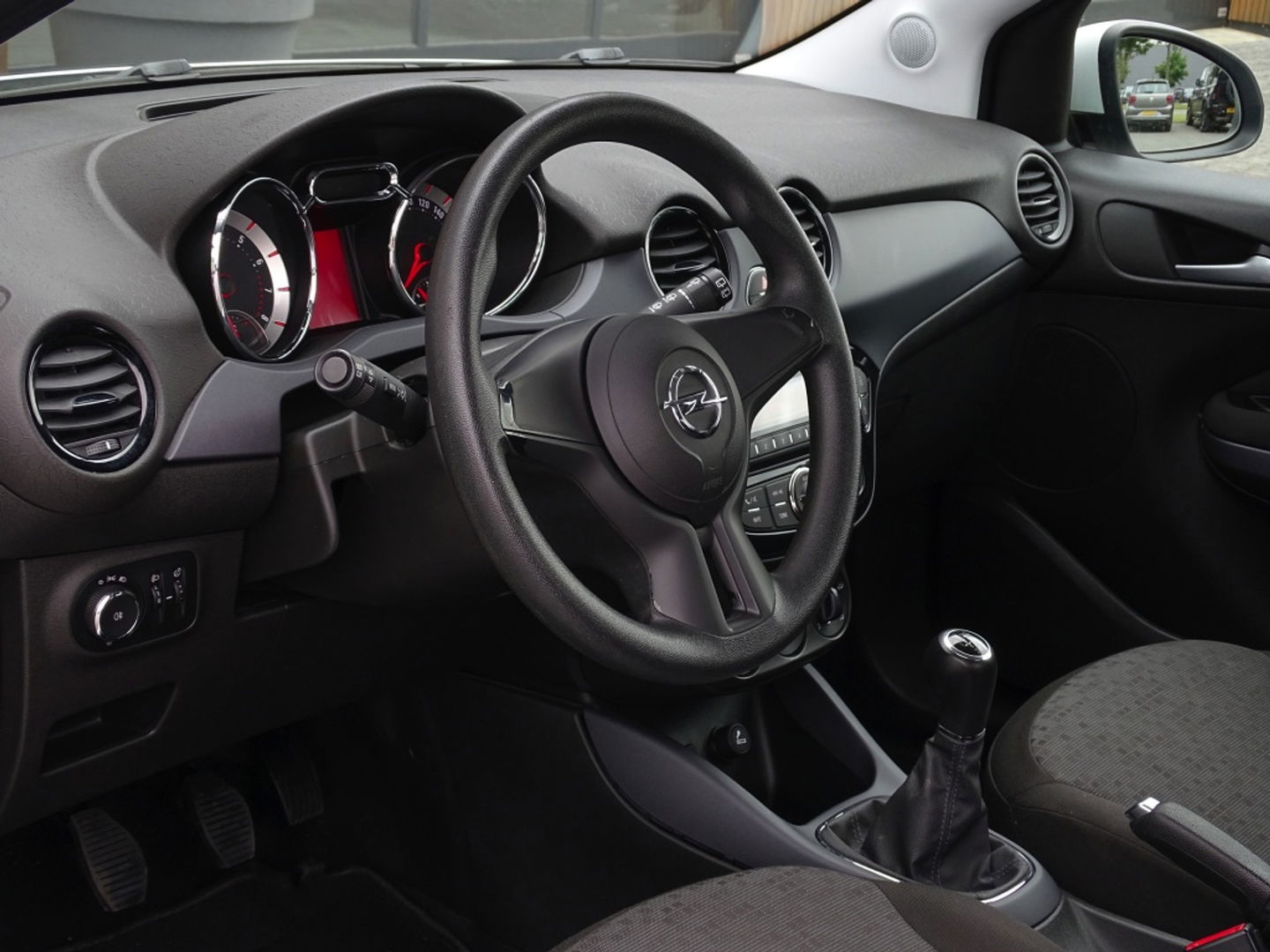 Opel ADAM 1.2 69PK / *NAP* / 2014 / LED /