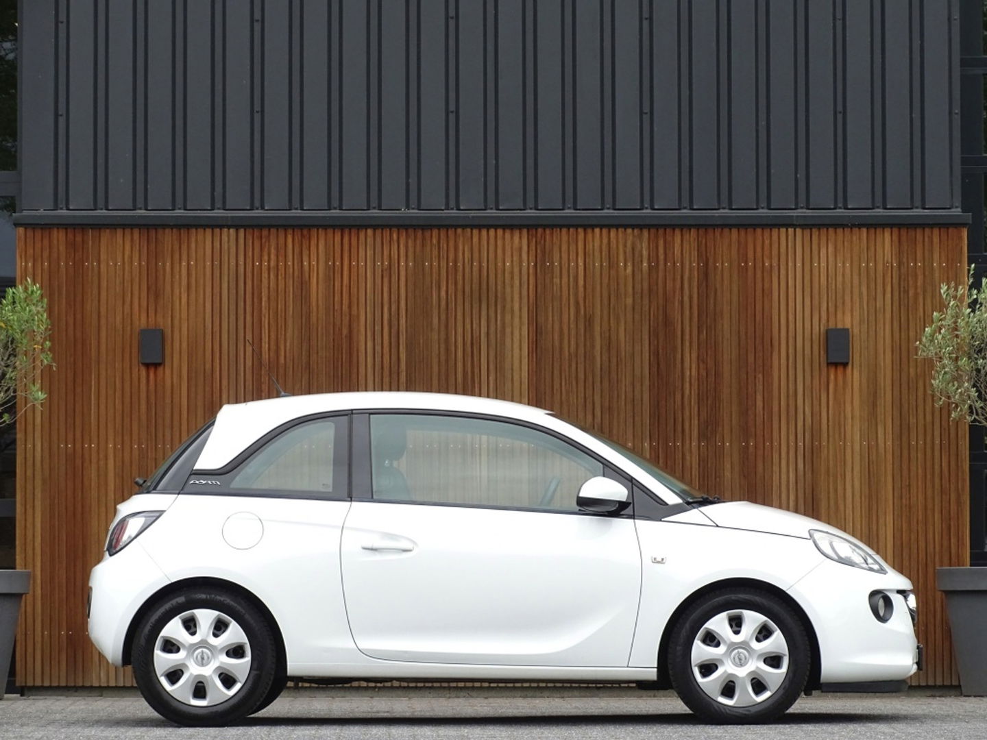 Opel ADAM 1.2 69PK / *NAP* / 2014 / LED /