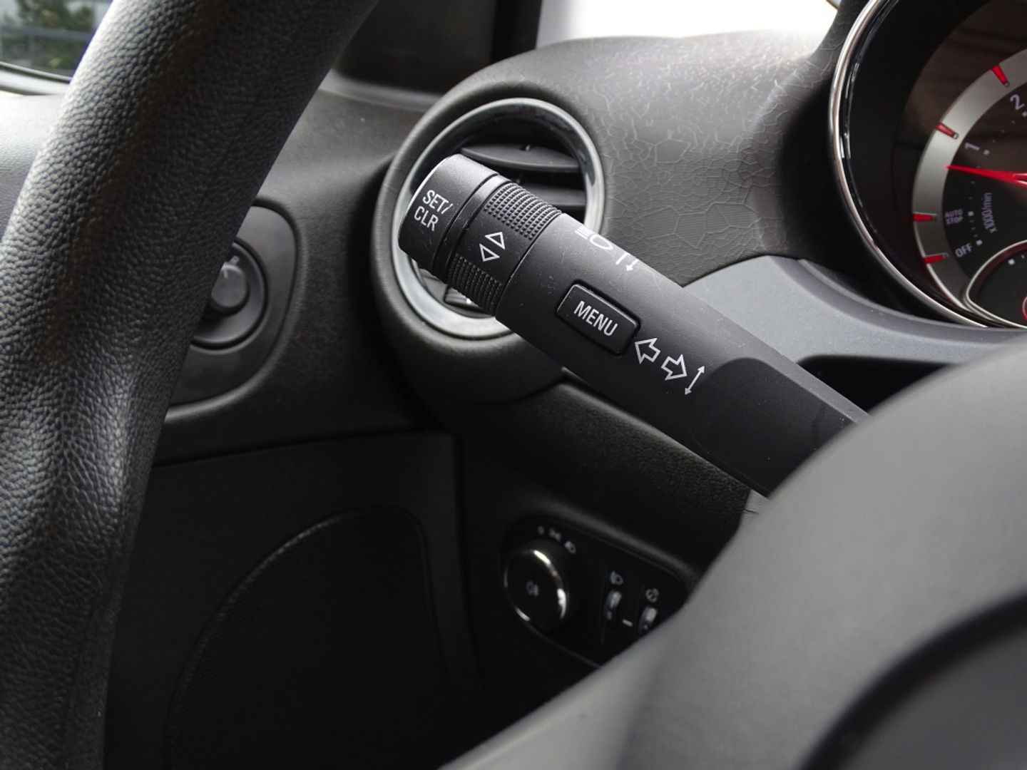Opel ADAM 1.2 69PK / *NAP* / 2014 / LED /