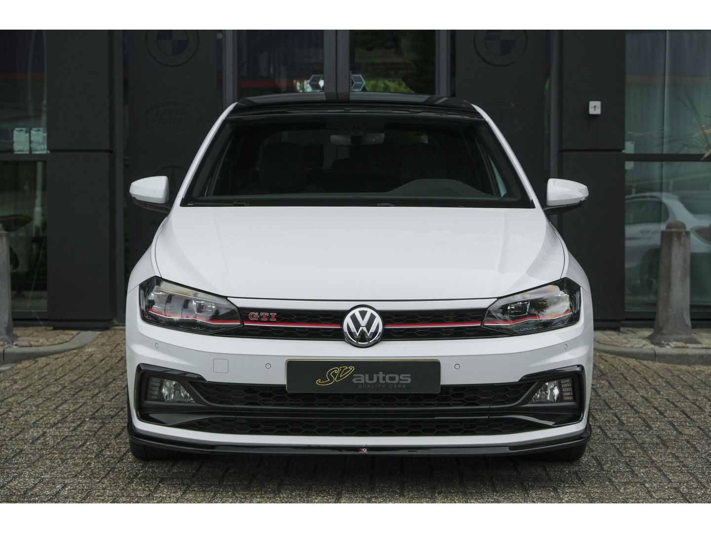 Volkswagen Polo 2.0 TSI GTI 200pk DSG Panoramadak Virtual cockpit Full led Maxton bodykit 18" LMV