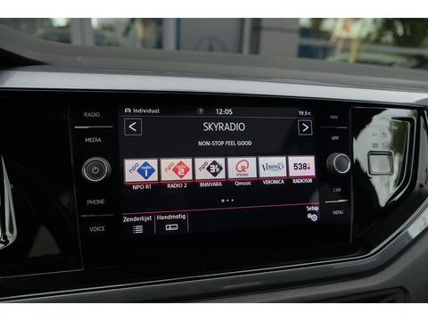 Volkswagen Polo 2.0 TSI GTI 200pk DSG Panoramadak Virtual cockpit Full led Maxton bodykit 18" LMV