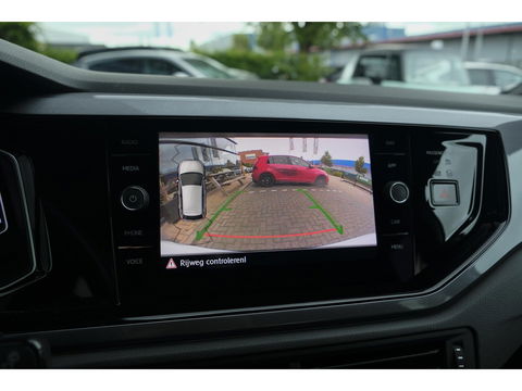 Volkswagen Polo 2.0 TSI GTI 200pk DSG Panoramadak Virtual cockpit Full led Maxton bodykit 18" LMV