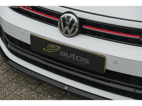 Volkswagen Polo 2.0 TSI GTI 200pk DSG Panoramadak Virtual cockpit Full led Maxton bodykit 18" LMV