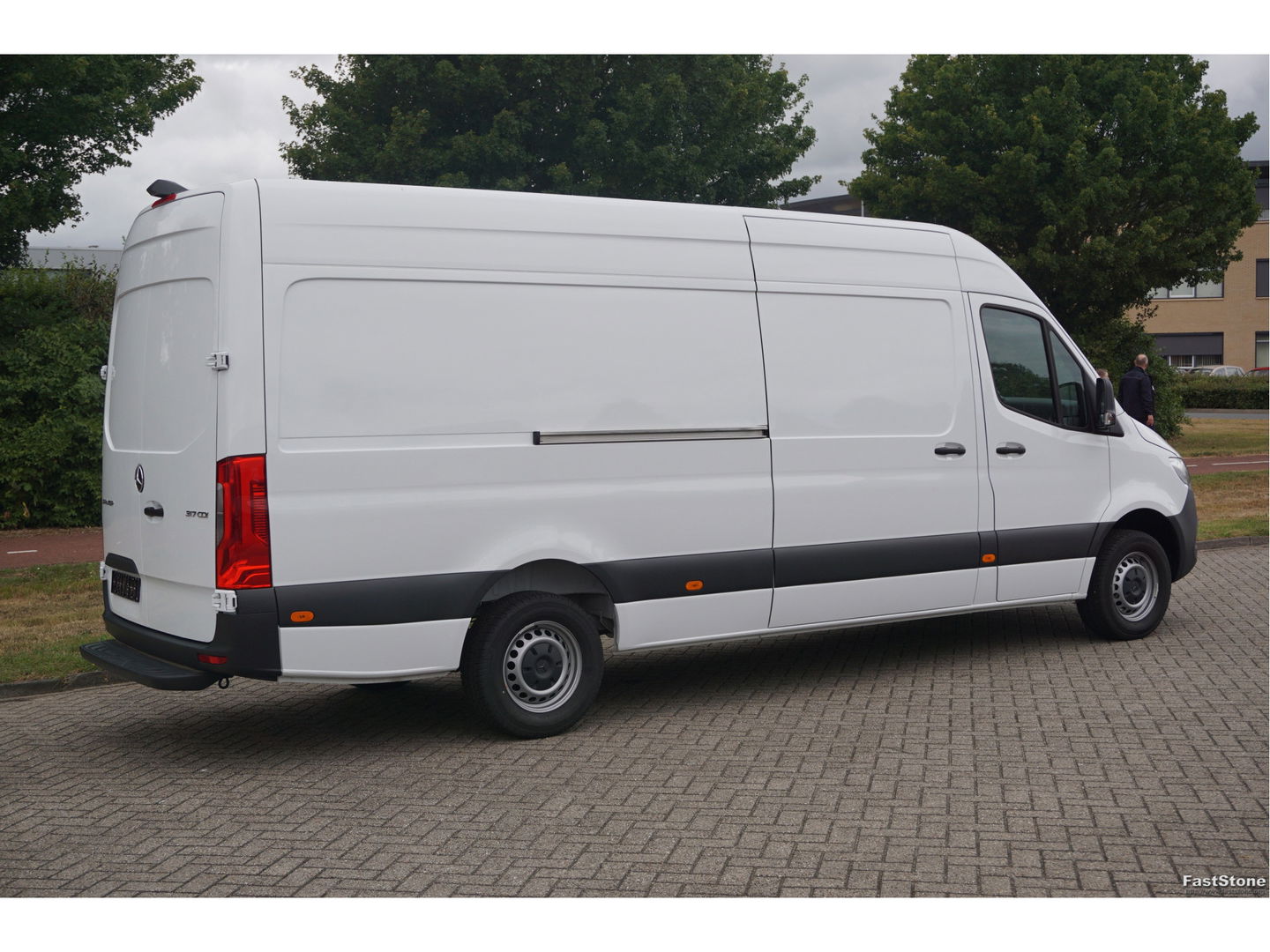 Mercedes-Benz Sprinter 317CDI L3H2 AUT BPM Vrij Mbux Apple CP/Android A, Cam, 270° Deur, Betimmering!! NR. A04*