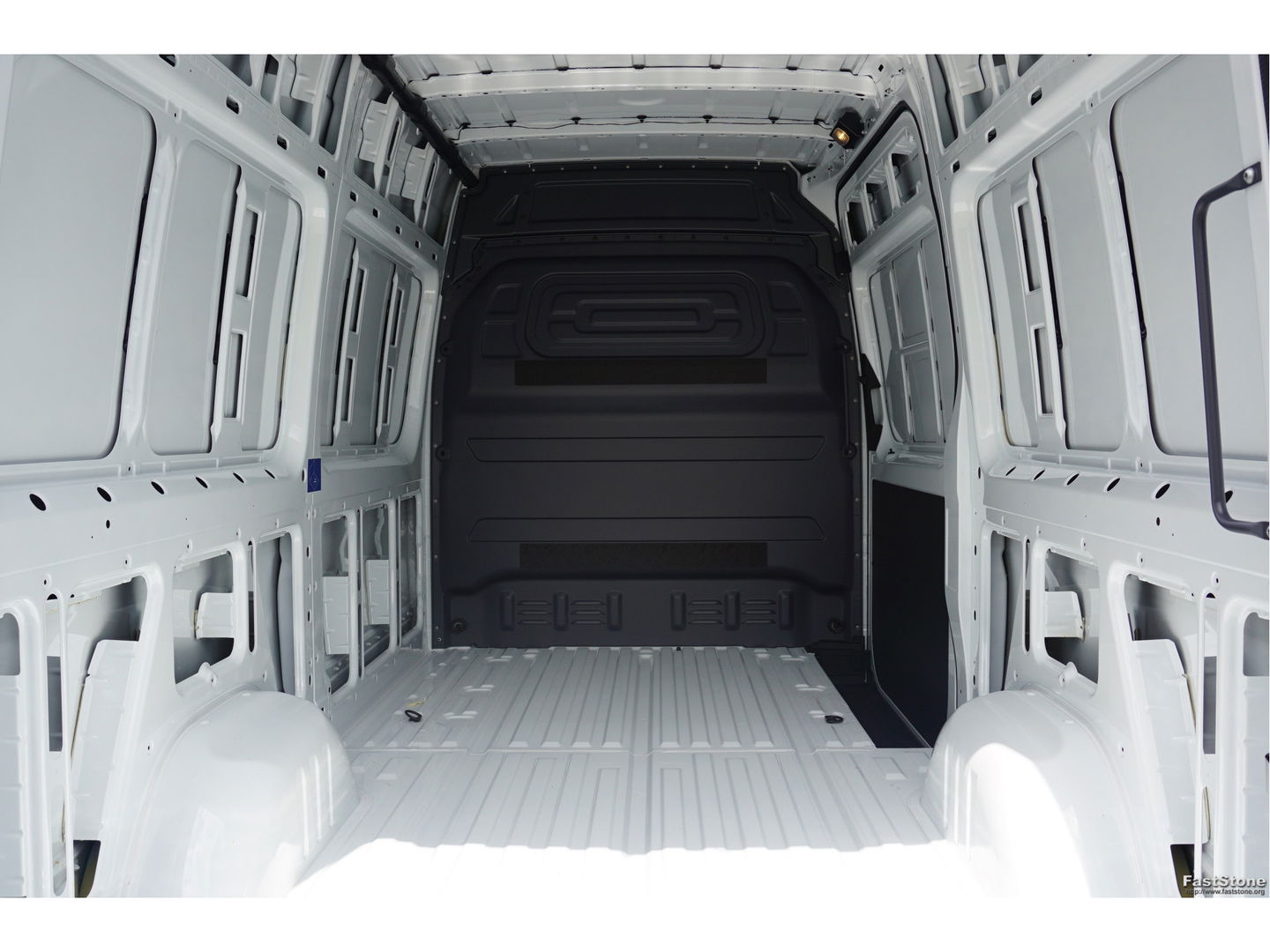 Mercedes-Benz Sprinter 317CDI Pro L2H2 BPM VRIJ!! 10.25" Mbux Cam, Gev. Stoel, 3.5T Trekgewicht, LED!! NR. A02*