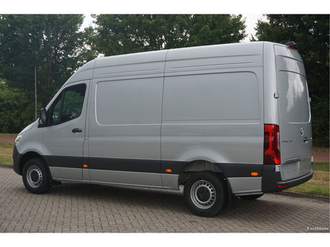 Mercedes-Benz Sprinter 317CDI Pro L2H2 BPM VRIJ!! 10.25" Mbux Cam, Gev. Stoel, 3.5T Trekgewicht, LED!! NR. A01*
