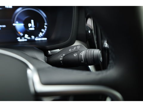 Volvo V60 2.0 T6 Recharge AWD R-Design | Long Range | Stoel- & Stuurverw. | Apple Carplay | Sportstoelen |
