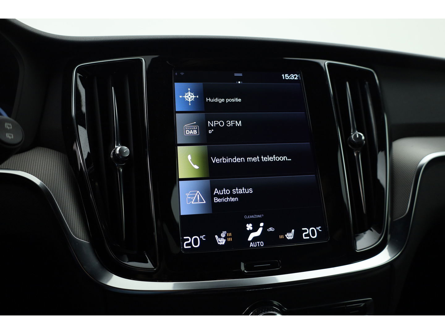 Volvo V60 2.0 T6 Recharge AWD R-Design | Long Range | Stoel- & Stuurverw. | Apple Carplay | Sportstoelen |