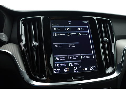 Volvo V60 2.0 T6 Recharge AWD R-Design | Long Range | Stoel- & Stuurverw. | Apple Carplay | Sportstoelen |