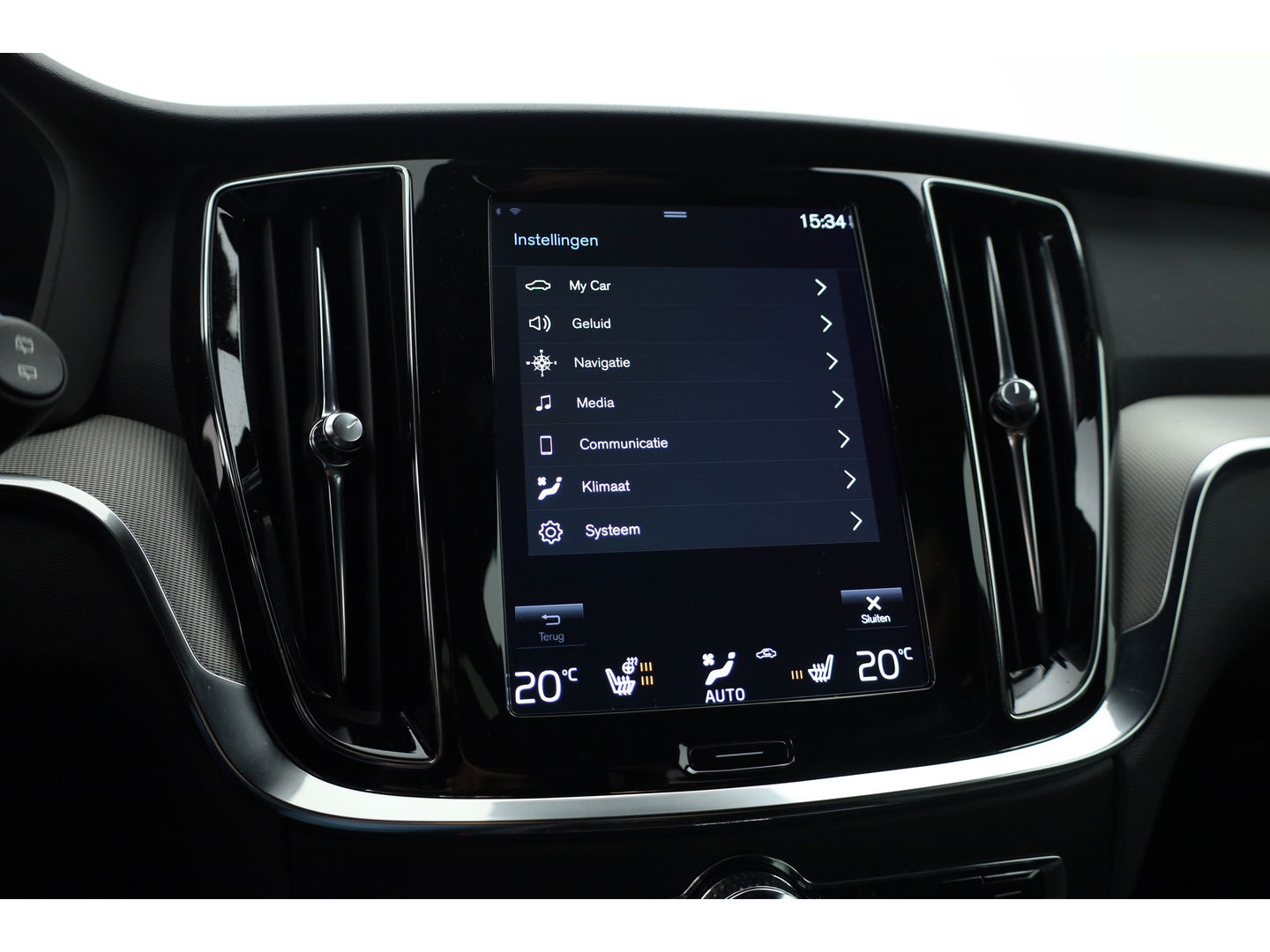 Volvo V60 2.0 T6 Recharge AWD R-Design | Long Range | Stoel- & Stuurverw. | Apple Carplay | Sportstoelen |